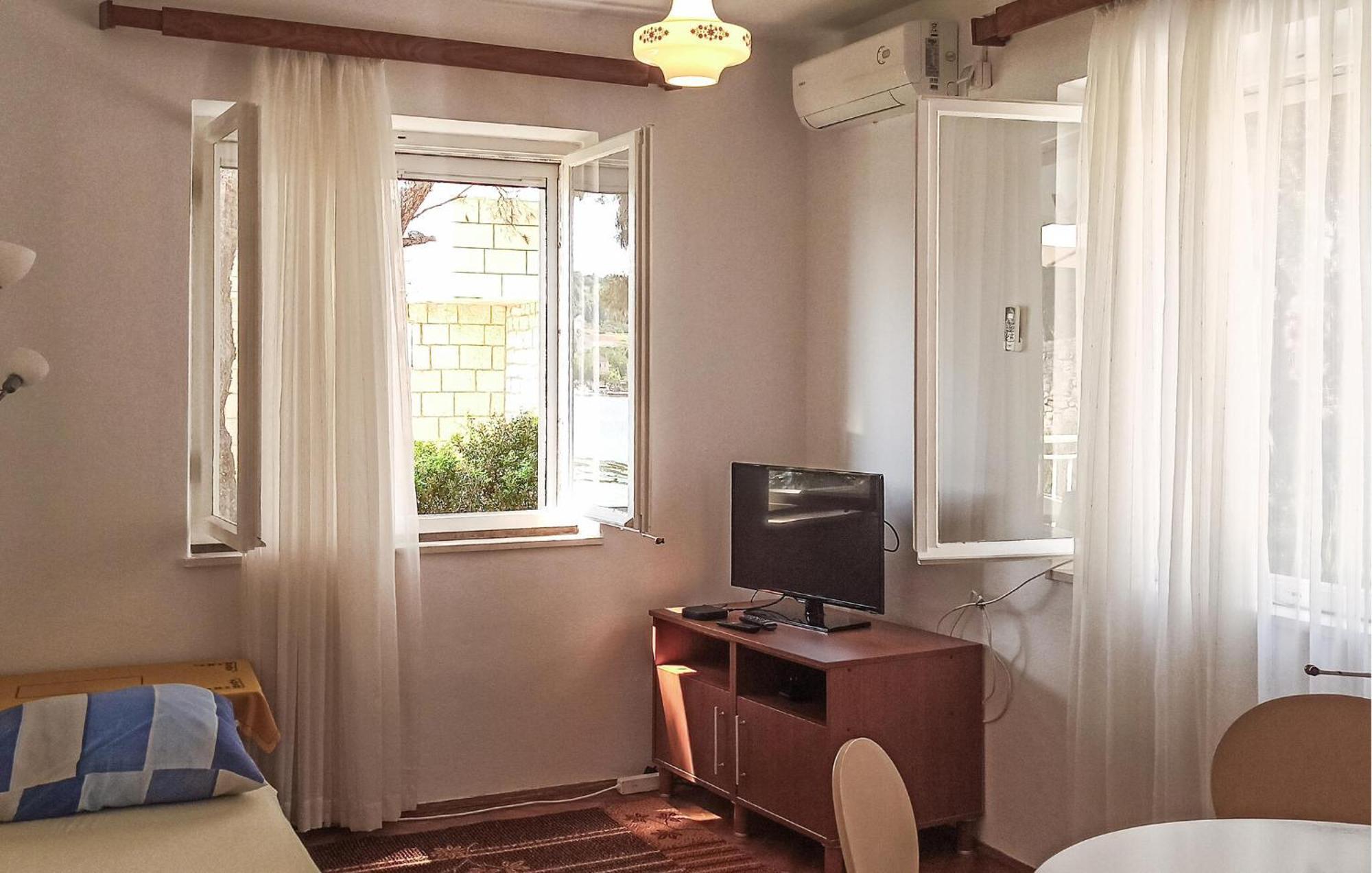Amazing Apartment In Lumbarda With Kitchen Esterno foto